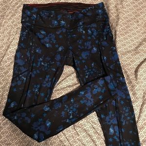 Lululemon leggings size 10